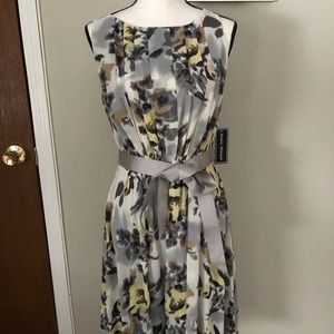 Floral print dress